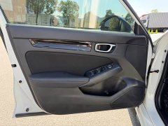 Honda Civic Hatchback 240 Turbo CVT Sharp Edition - ფოტო 5