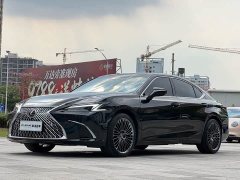 Lexus ES 300h Premium Edition - ფოტო 1