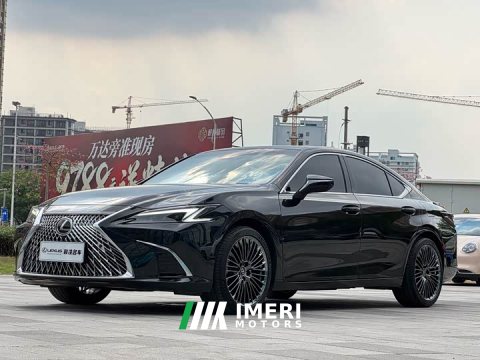 2025 Lexus ES 300h Premium Edition - ავტომობილი ჩინეთიდან