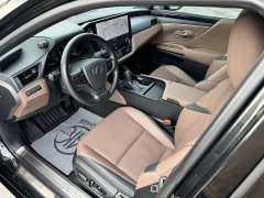 Lexus ES 300h Premium Edition - ფოტო 10