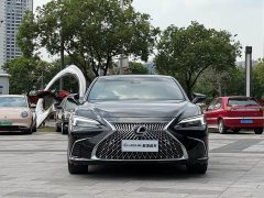 Lexus ES 300h Premium Edition - ფოტო 2