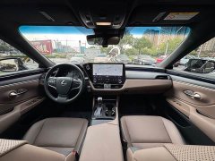 Lexus ES 300h Premium Edition - ფოტო 8