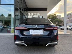BMW i5 eDrive 35L M - ფოტო 11