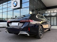 BMW i5 eDrive 35L M - ფოტო 12