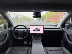 Tesla Model Y Long Range All-Wheel Drive - ფოტო 4