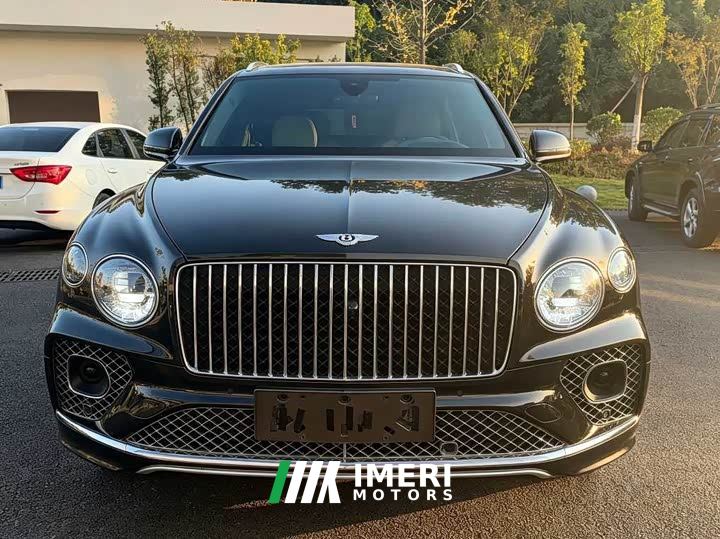 Bentley Bentayga 4.0T V8