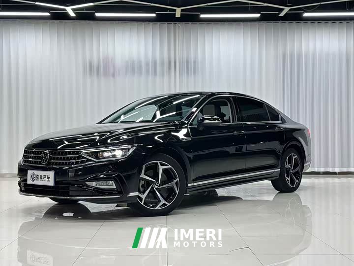 Volkswagen Magotan 2 Million Units Commemorative Edition 330TSI DSG Luxury