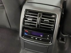Volkswagen Magotan 2 Million Units Commemorative Edition 330TSI DSG Luxury - ფოტო 12