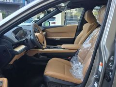 Lexus ES 300h - ფოტო 4