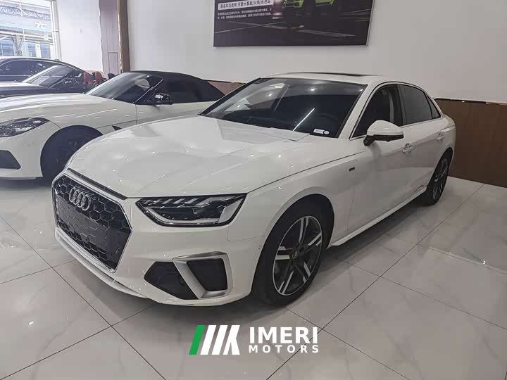Audi A4L 40 TFSI Luxury Sport