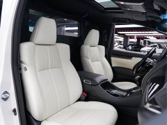 Lexus LM 2020 300h Four-Seat Royal Edition - ფოტო 14
