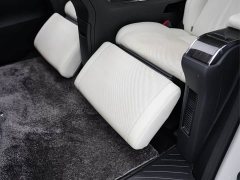 Lexus LM 2020 300h Four-Seat Royal Edition - ფოტო 16