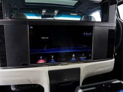 Lexus LM 2020 300h Four-Seat Royal Edition - ფოტო 18