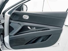 Hyundai Elantra 2022 1.5L CVT GLX Elite - ფოტო 13