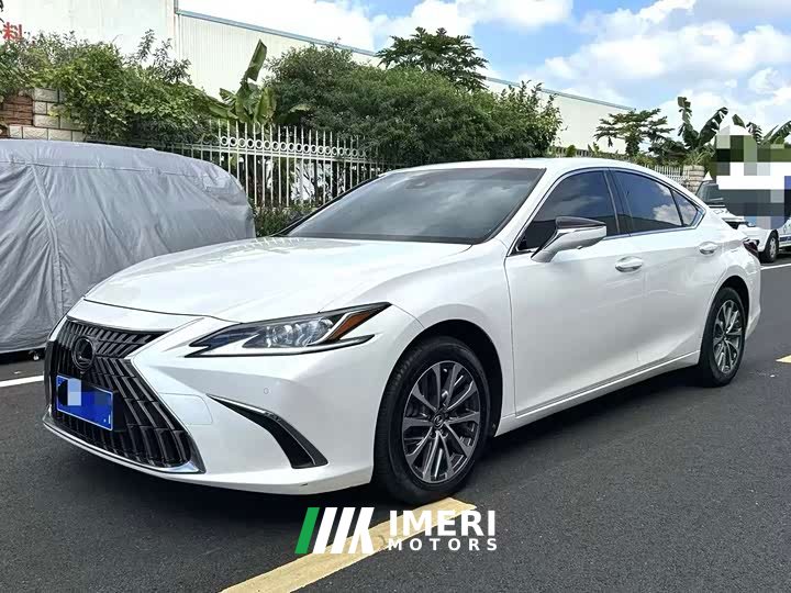 Lexus ES 2023 200 Excellence Edition - ავტომობილი ჩინეთიდან