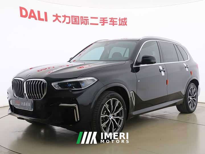 BMW X5 xDrive 30Li Luxury M Sport Package