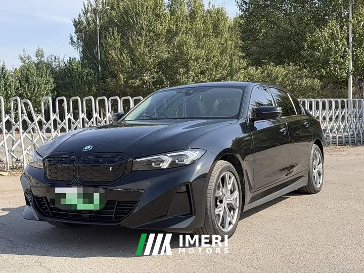 BMW i3 eDrive 35 L - car from China