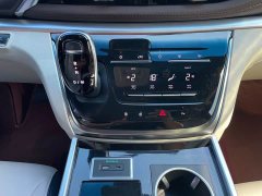 Buick GL8 Land Business Class 652T Comfort - ფოტო 19