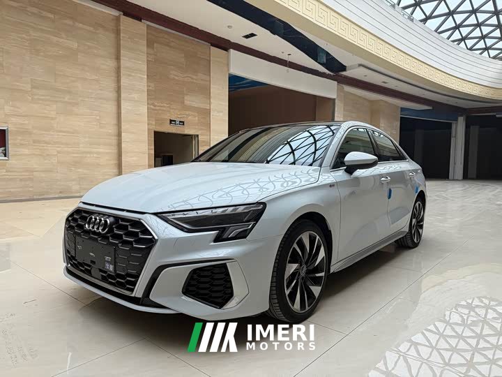 Audi A3 A3L Limousine 35 TFSI Fashion Sport - автомобиль из Китая