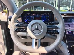 Mercedes-Benz EQE 500 4MATIC Luxury - ფოტო 5
