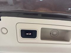 Buick GL8 Land Business Class Comfort Edition - ფოტო 19