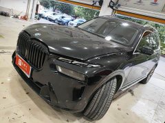 BMW X7 xDrive40i Premier Luxury Package - ფოტო 1
