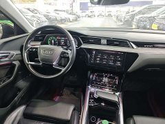 Audi e-tron 55 quattro Version - ფოტო 11