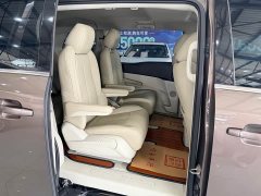 Buick GL8 Land Official Business Class 652T Comfort Edition - ფოტო 14
