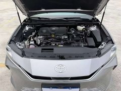 Toyota Camry Hybrid 2.0HG Radiance Edition - ფოტო 12