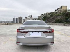 Toyota Camry Hybrid 2.0HG Radiance Edition - ფოტო 15