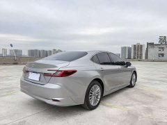 Toyota Camry Hybrid 2.0HG Radiance Edition - ფოტო 16