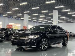 Volkswagen Passat 330TSI Starry Sky Luxury Edition - ფოტო 1