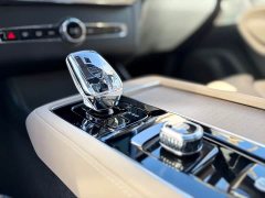 Volvo XC90 Plug-in Hybrid Facelift T8 Inscription Luxury 7-Seater - ფოტო 11