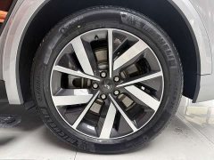 Li Auto L8 Pro - ფოტო 17