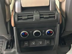Land Rover Defender 110 P400 Dark Edition - ფოტო 13
