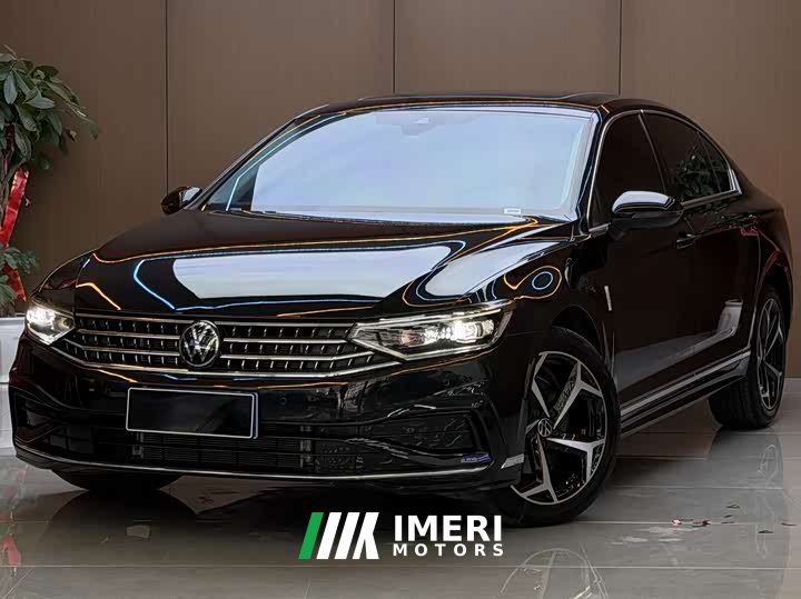 Volkswagen Magotan 30 Million Units Select Edition 380TSI DSG Luxury - ავტომობილი ჩინეთიდან