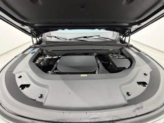 Li Auto L9 Max - ფოტო 12