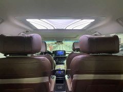Buick GL8 Land Executive Cabin 652T Luxury - ფოტო 14