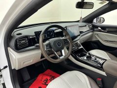 BYD Qin PLUS Glory Edition DM-i 55KM Leading - ფოტო 14