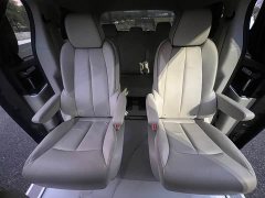 Buick GL8 Land Business Class 652T Luxury - ფოტო 18