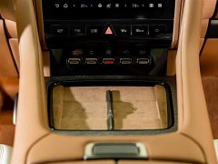 Yangwang U8 2023 Luxury Edition - ფოტო 16