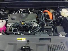 Toyota Crown Venza 2023 2.5L HEV AWD Luxury - ფოტო 10