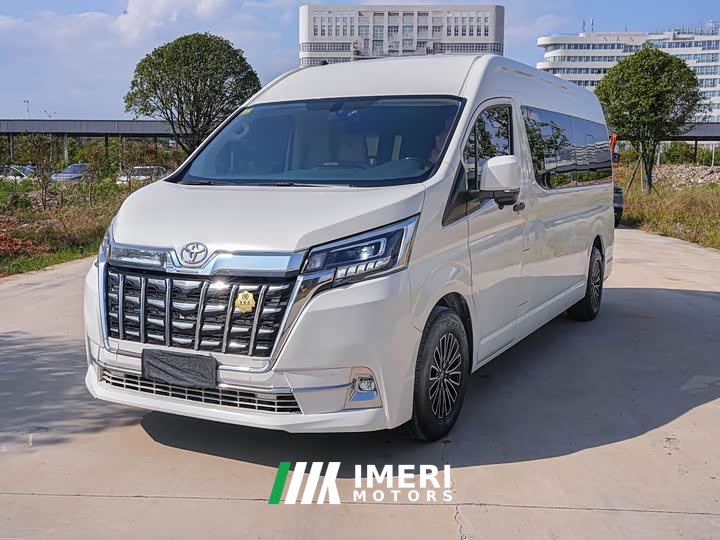 Toyota HIACE 3.5L Middle East version