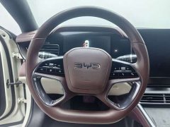 BYD Seal Honor Edition DM-i 1.5L 121km Prestigious Edition - ფოტო 17