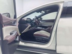 BYD Seal Honor Edition DM-i 1.5L 121km Prestigious Edition - ფოტო 4