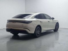 BYD Seal Honor Edition DM-i 1.5L 121km Prestigious Edition - ფოტო 8