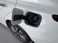 Nissan Teana 2.0L XE Sincere Edition - ფოტო 10