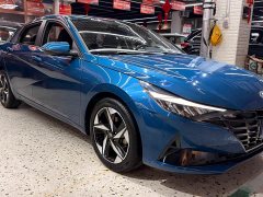 Hyundai Elantra 2022 1.5L CVT Luxury - ფოტო 3