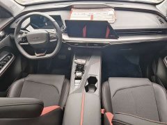 Changan Oushang Z6 Blue Whale 1.5T DCT Smart Premium Edition - ფოტო 8
