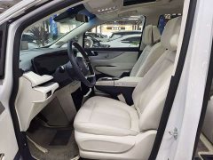 Buick GL8 Luxe Premium Edition - ფოტო 5